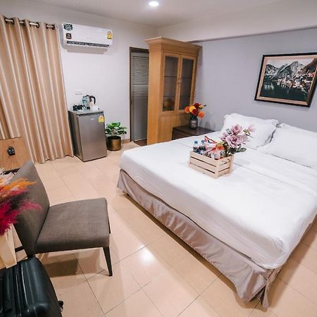 Platinum Villa Банкок Екстериор снимка